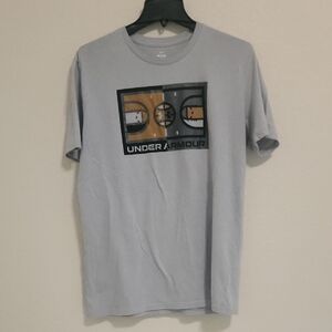 Under Armour Light Gray Graphic Tee